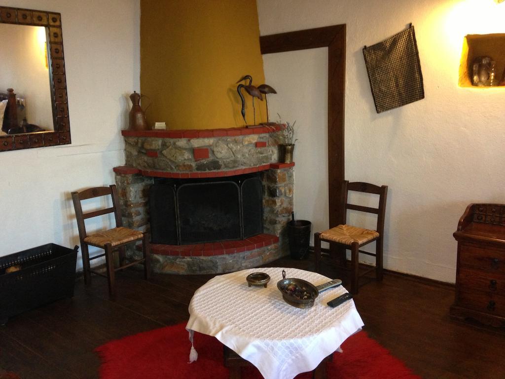 Guesthouse Eleni Palaios Panteleimonas Kamer foto